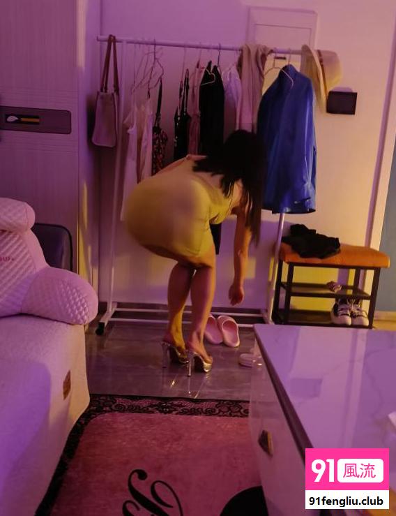 温柔南方妹会一字马